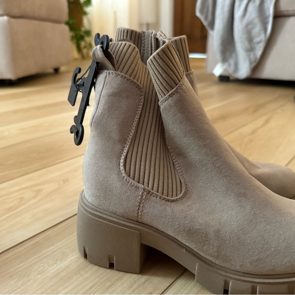 Stylish Tan Ankle Boots for Women